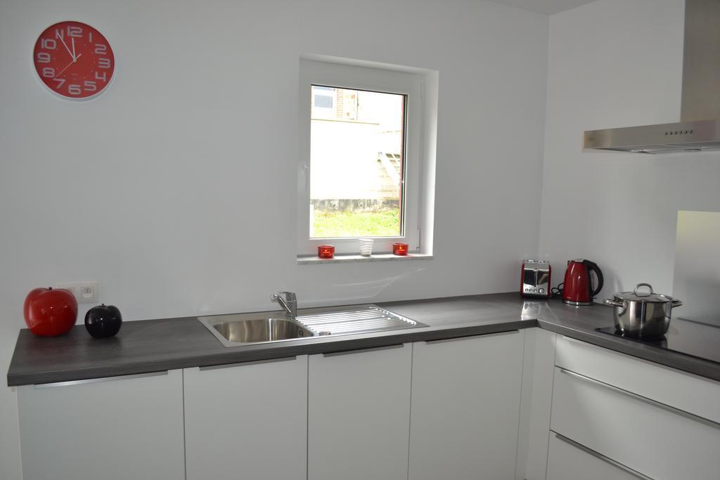 La Boite Rouge Apartamento Stavelot Exterior foto