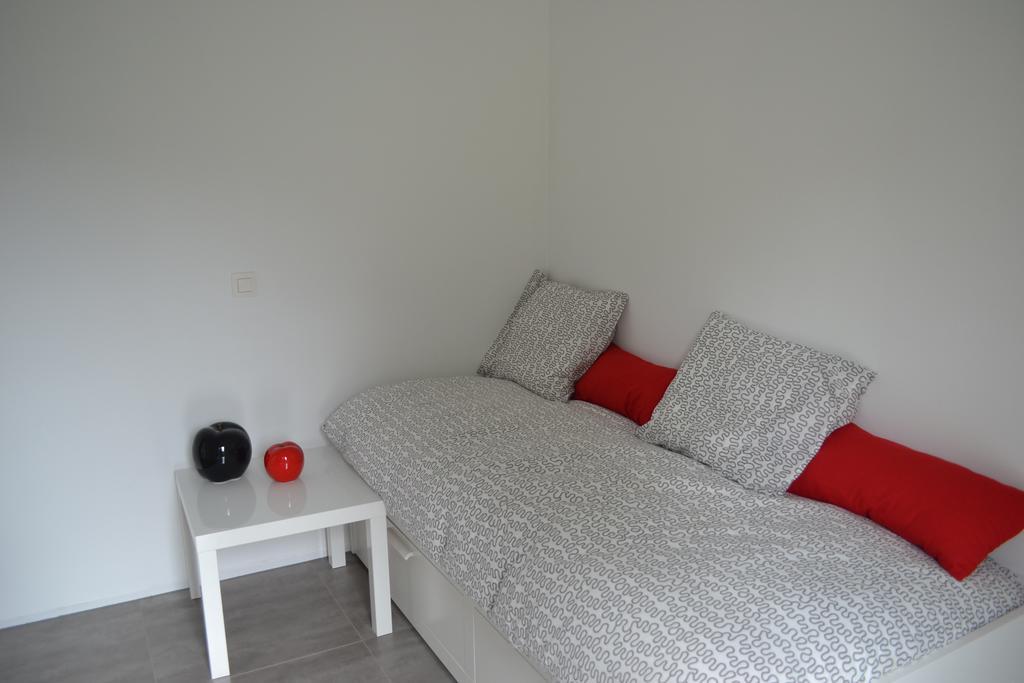 La Boite Rouge Apartamento Stavelot Exterior foto